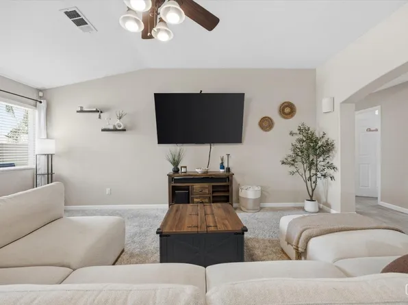 12730 Marradi Ave, Bakersfield, CA 93312
