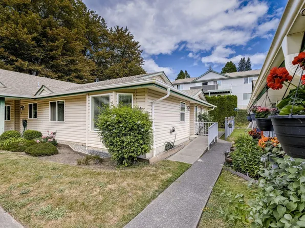 450 Gail Pl #3, Nanaimo, BC V9R 5W4