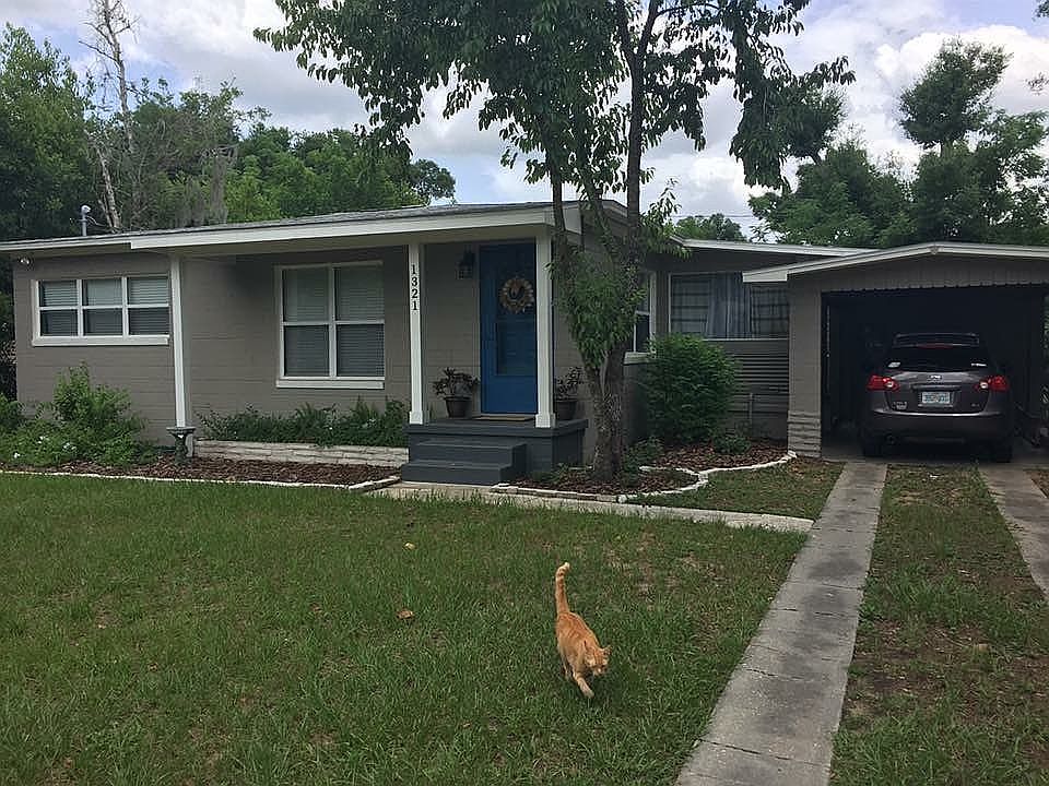 2nd image of 1321 Monterey Dr