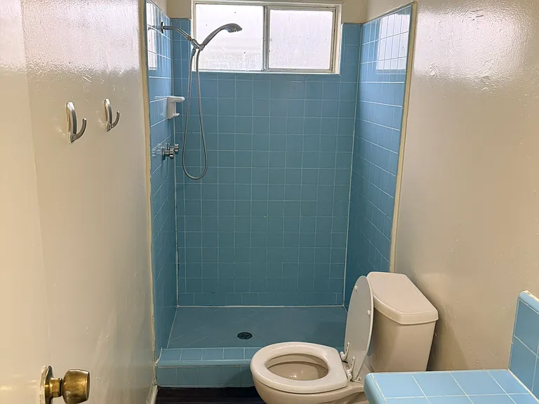 3920 W 113th St #5 — Photo 12