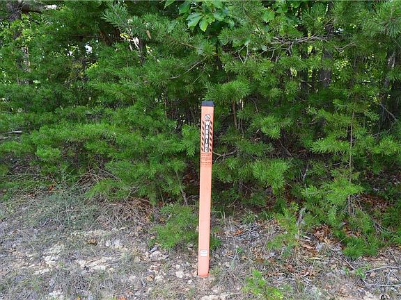 5th image of 2122 Cherokee Camp Rd