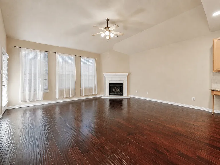 2812 Gooseberry Dr — Photo 10