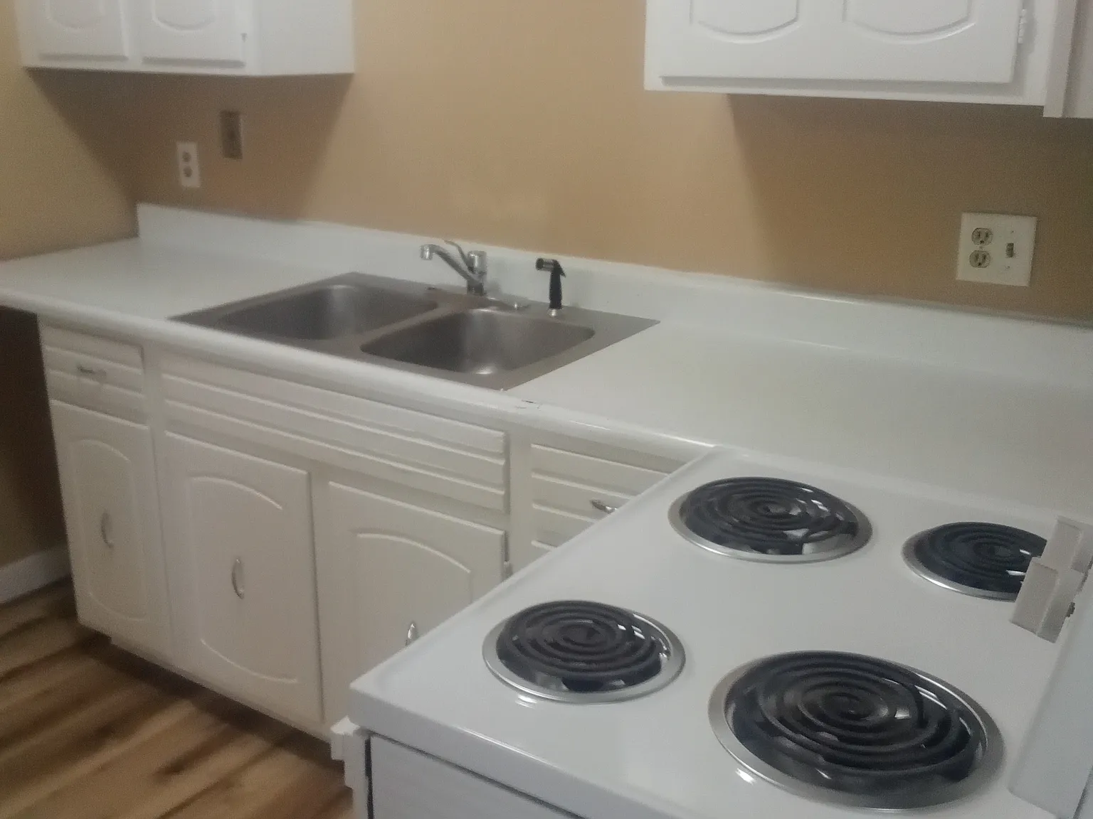 1 bed, $595 — Photo 3