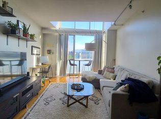 327 3rd St #503, Jersey City, NJ 07302