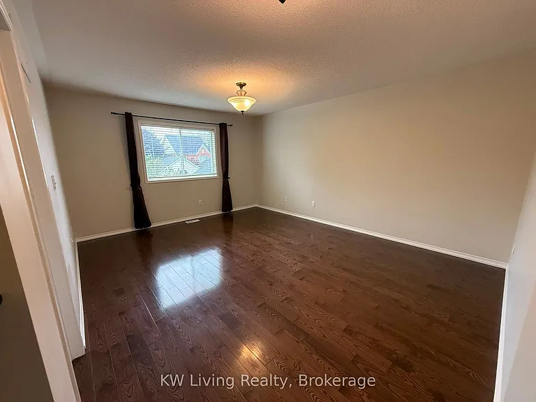 49 Gowland Rd — Photo 9