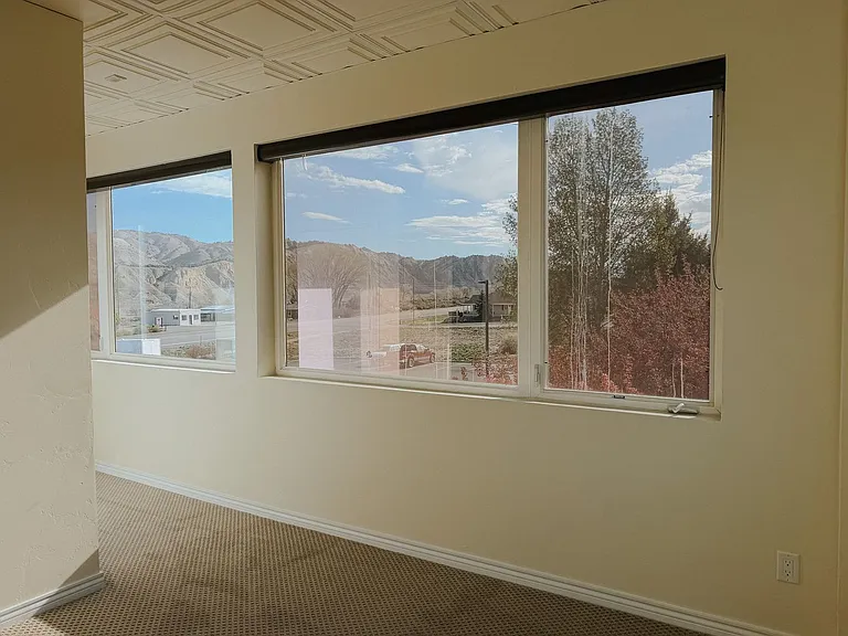 500 Red Table Dr — Photo 13