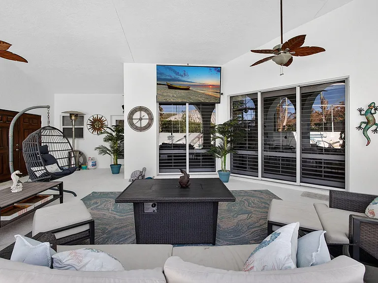 8075 SE Governors Way — Photo 27