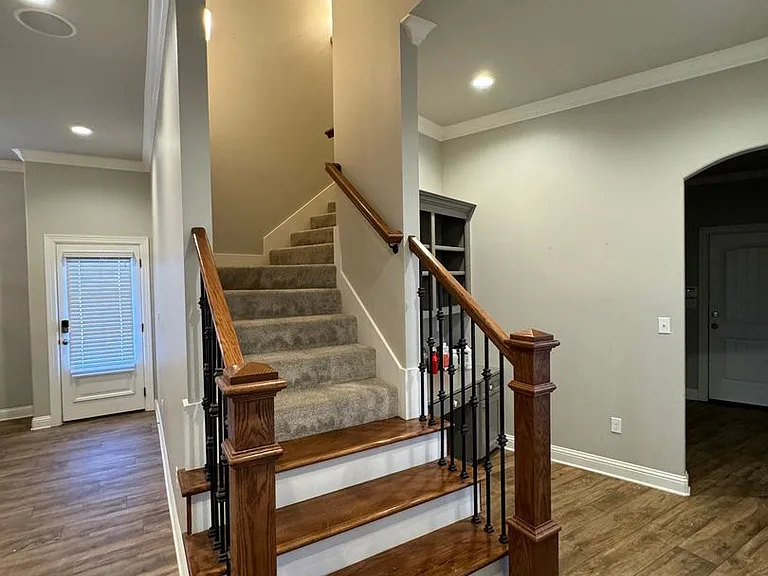 470 Long Acre Dr — Photo 22