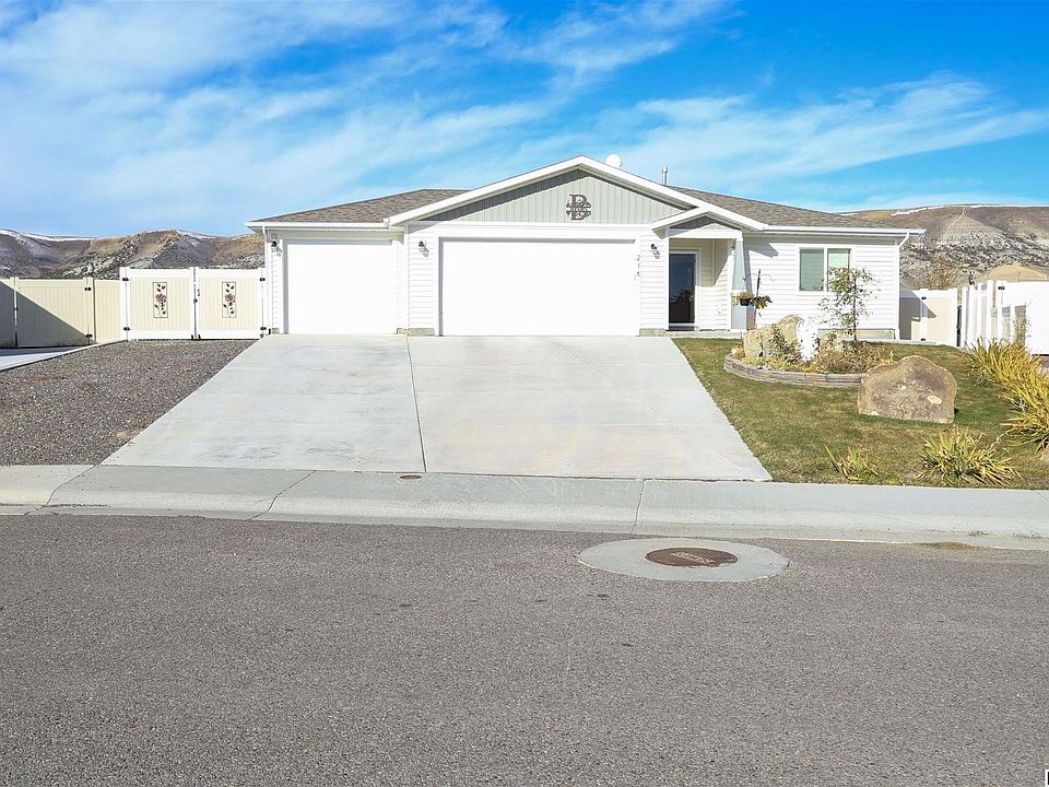 1st image of 216 Sheep Creek Dr
