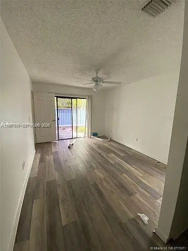 1808 Runners Way — Photo 8