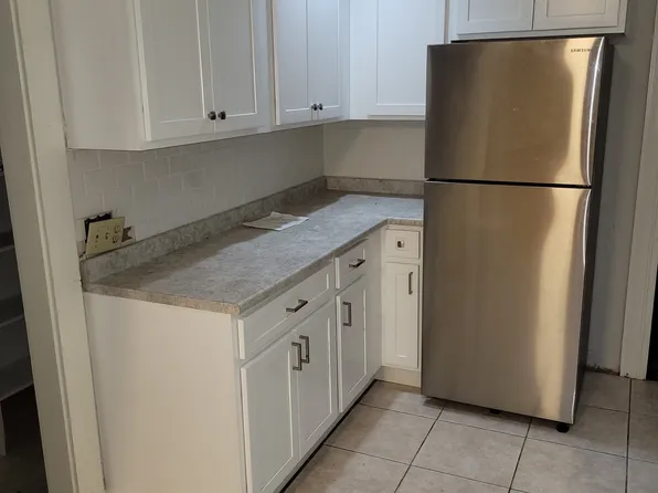 597 Park St Floor 3, Bridgeport, CT 06608