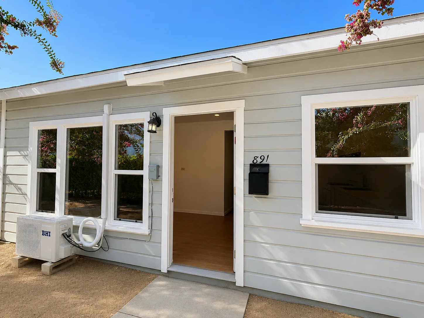 1 bed, $2,300 — Photo 3
