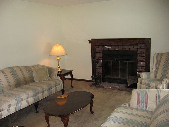 Living Room w/ Fireplace