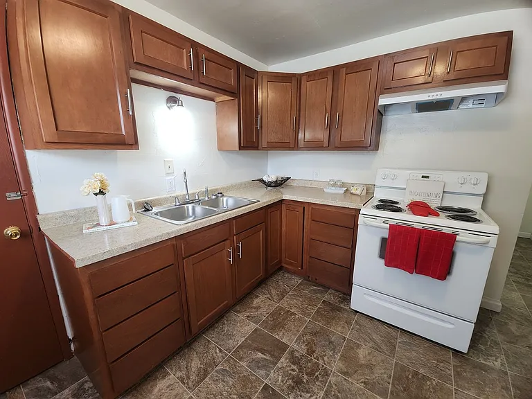 701 George St — Photo 10