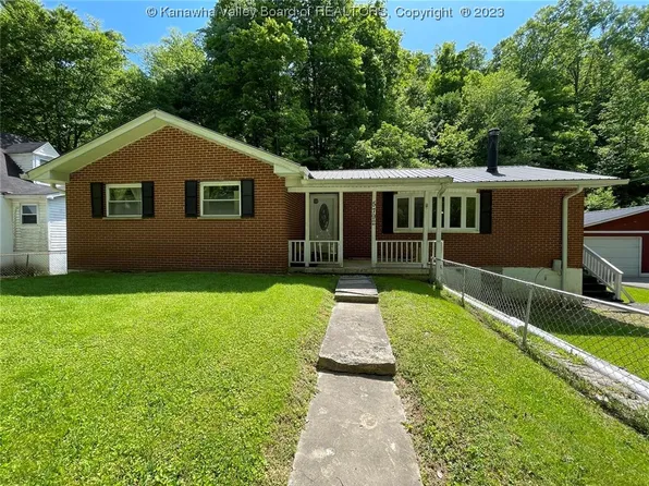 5792 Ashford Nellis Rd, Ashford, WV 25009