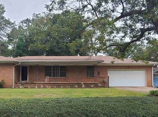 3409 Silverwood Dr, Tyler, TX 75701
