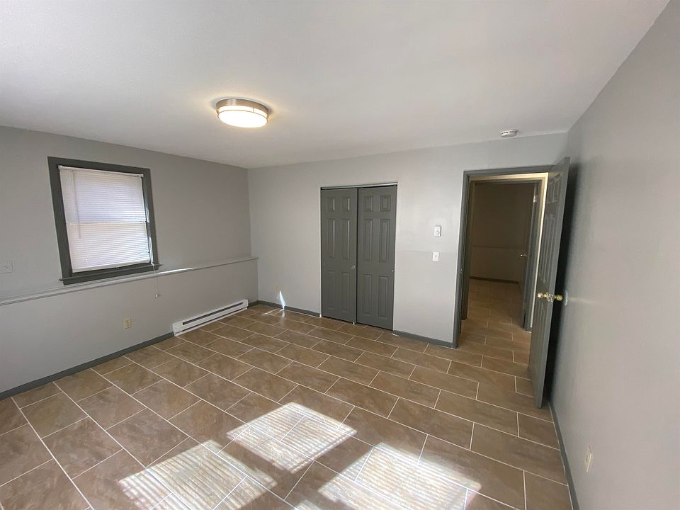 Evergreen Court Apts 4044 Briarwood Ln Branford CT Zillow