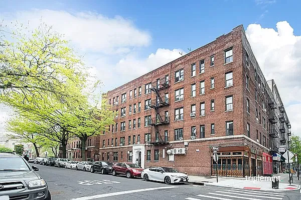 Rented by Triplemint | media 15