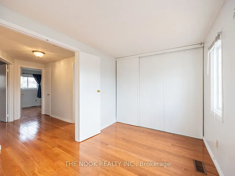 606 Cobblehill Dr — Photo 16