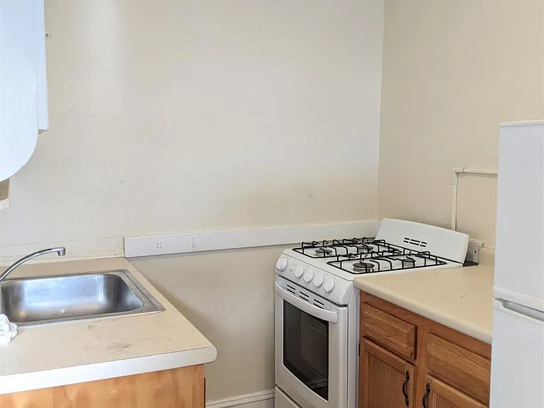 4 Cogswell Ave #45 — Photo 6