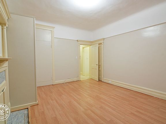 2nd image of 812 Prospect Pl APT 1