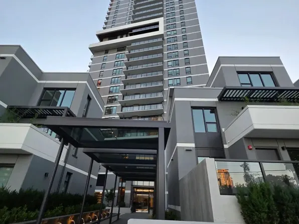 2135 Springer Ave, Burnaby, BC