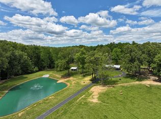 7692 Rockcastle Rd, Cadiz, KY 42211