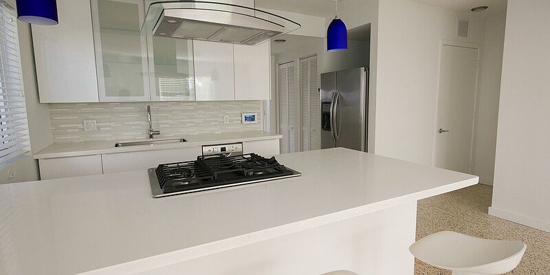 1st image of 643 Jefferson Ave APT 3