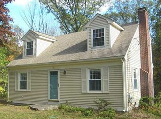 65 Hillside Rd, Cumberland, RI 02864