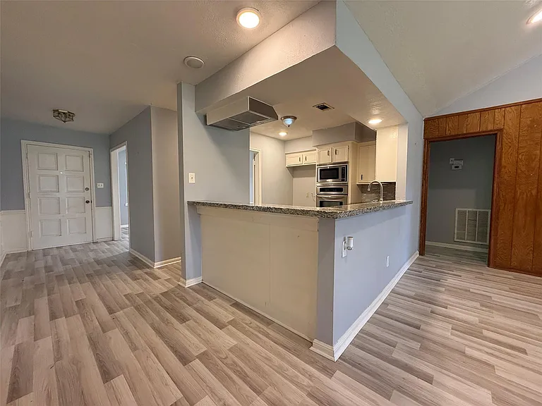 422 Gamewood Dr — Photo 13