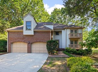 5206 Dunrobin Ln, Charlotte, NC 28226