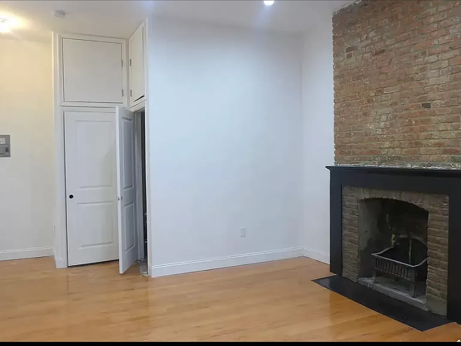 449 2nd Avenue — Photo 3