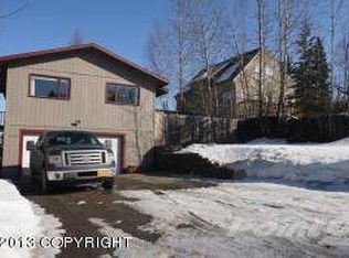 17605 S Juanita Loop, Eagle River, AK 99577