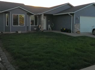 2286 Leonard Ln, Lebanon, OR 97355