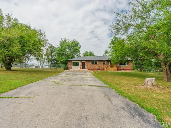 19511 Elder Rd, Lebanon, MO 65536