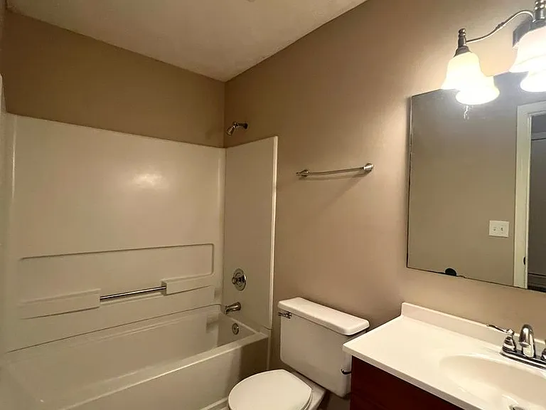 1233 Wilderness Dr — Photo 15