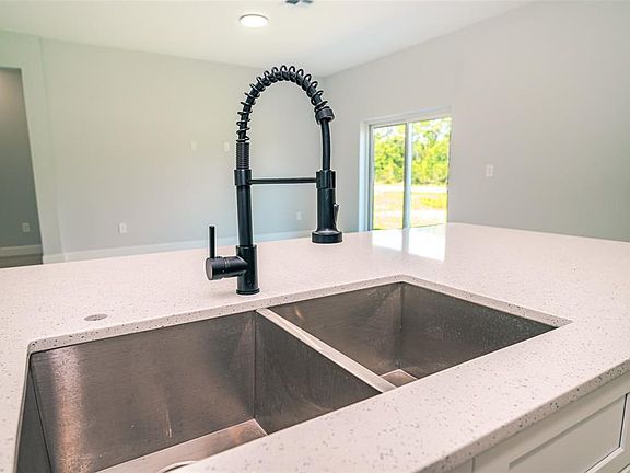 3rd image of 1103 Saint Tropez Ct