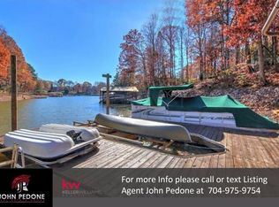 161 Whippoorwill Rd, Mooresville, NC 28117