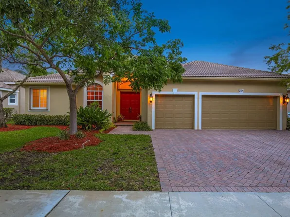 7114 NW 47th Ln, Coconut Creek, FL 33073