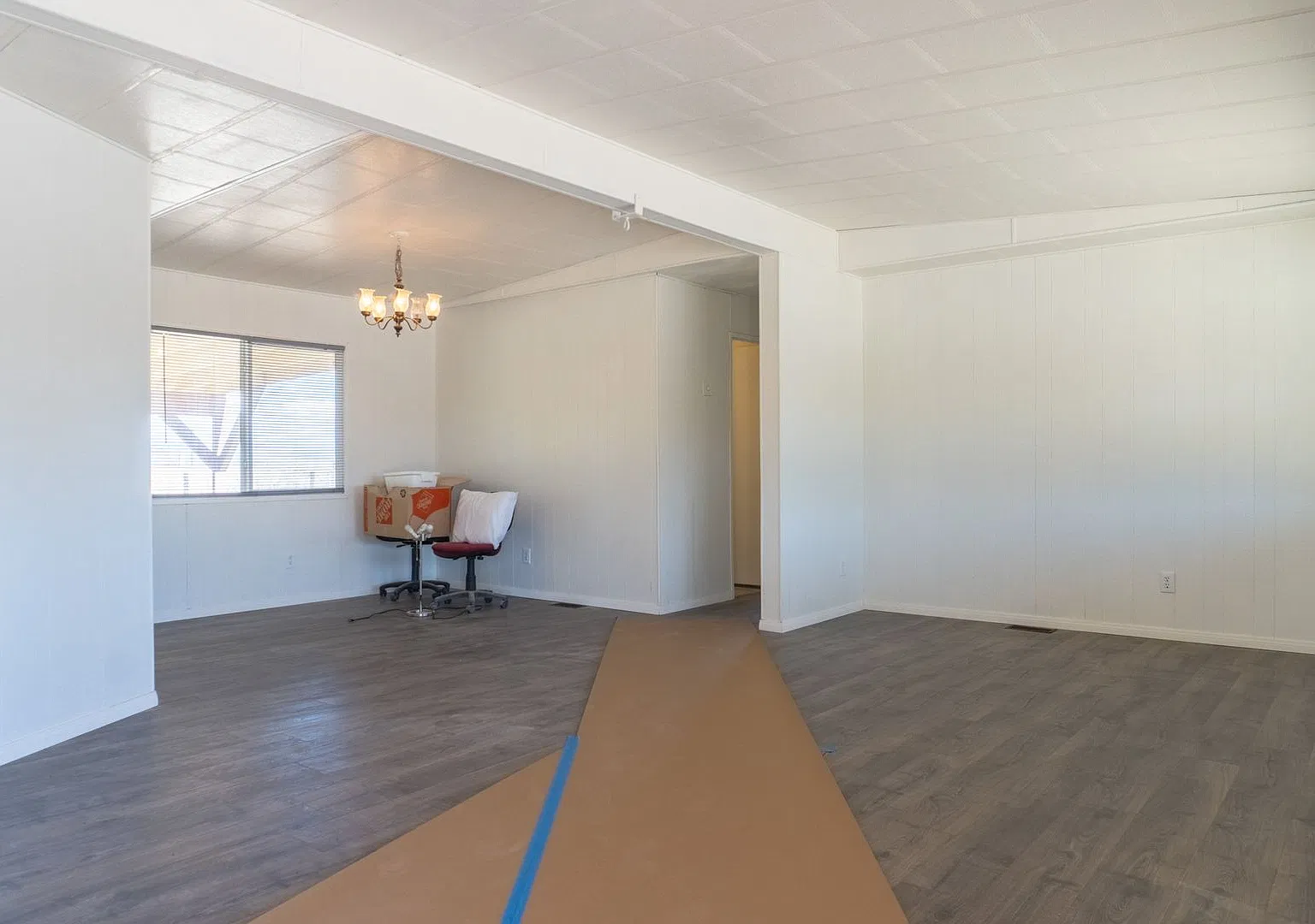Newly Refreshened 3 Bed, 2 Bath manufactured home on Half Acre. — Photo 4