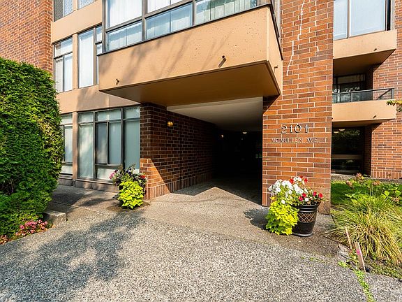 3rd image of 2101 McMullen Ave #309