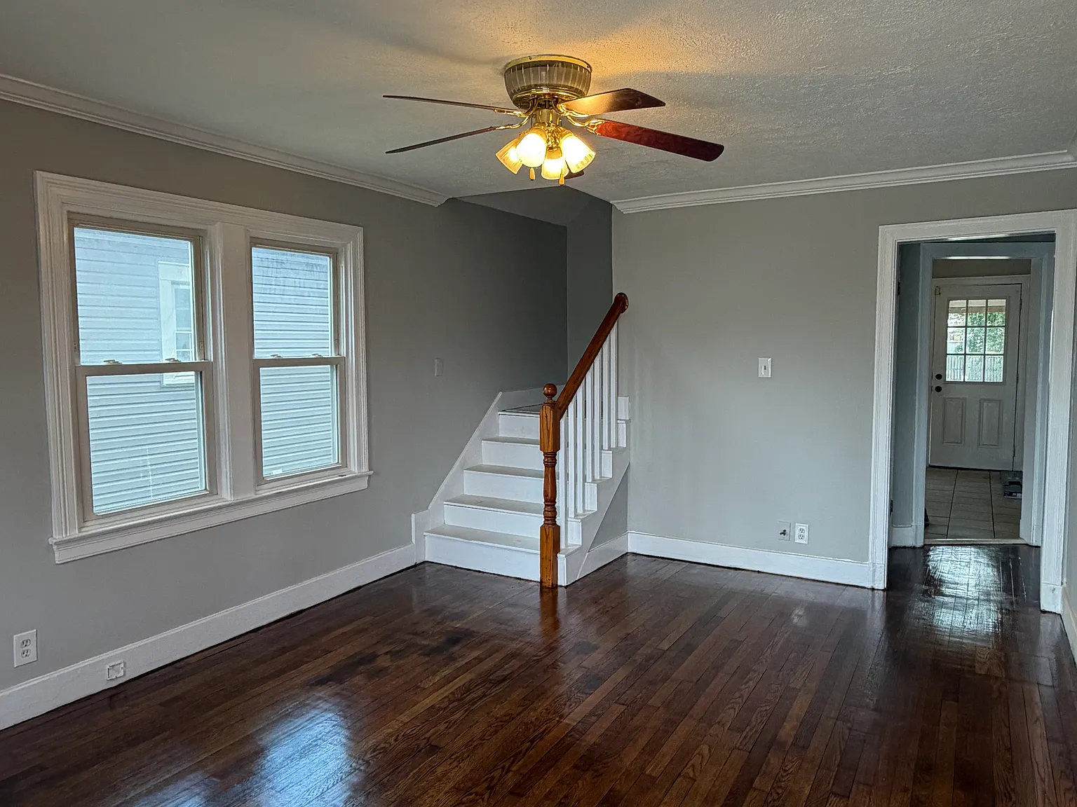 3 bed, 1375 sqft, $1,450 — Photo 3