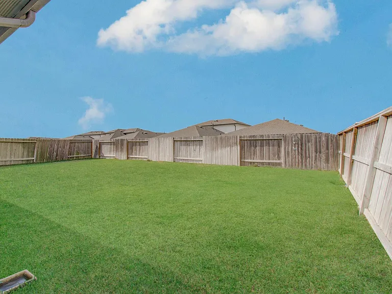 10602 Great Basin Dr — Photo 35