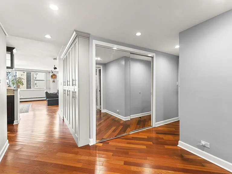 1150 N Lake Shore Dr #22GH — Photo 13