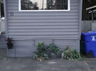 16415 SE Stark St UNIT 2, Portland, OR 97233