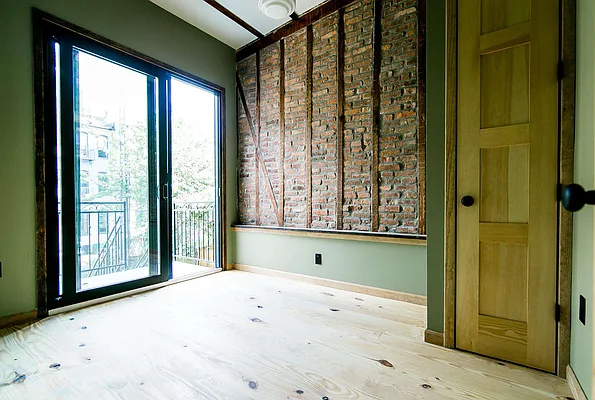 Rented by Nooklyn NYC LLC | media 47