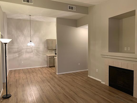 Entrance / Family Room