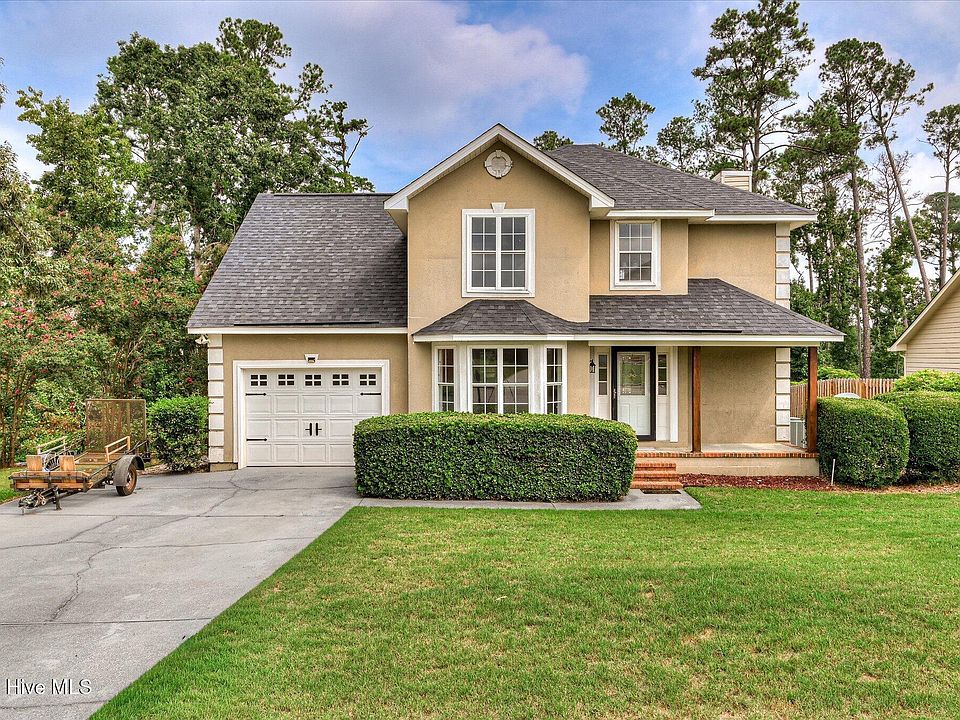 1st image of 245 Amelia Drive W