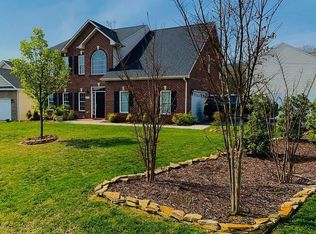 8336 Barrens Rd, Roanoke, VA 24019