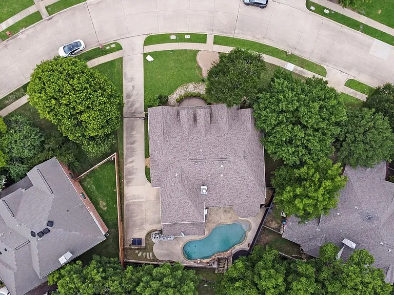 3310 Meadow Wood Dr — Photo 3